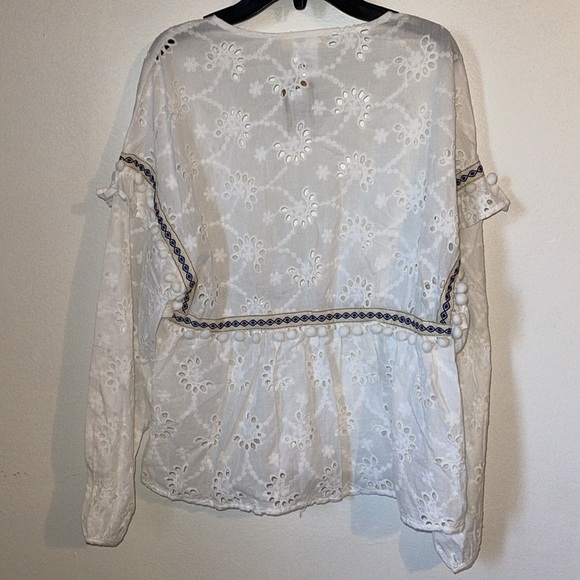🌹NWT: KYE MI EYELET MAY FLOWERS CARDIGAN - Picture 8 of 9